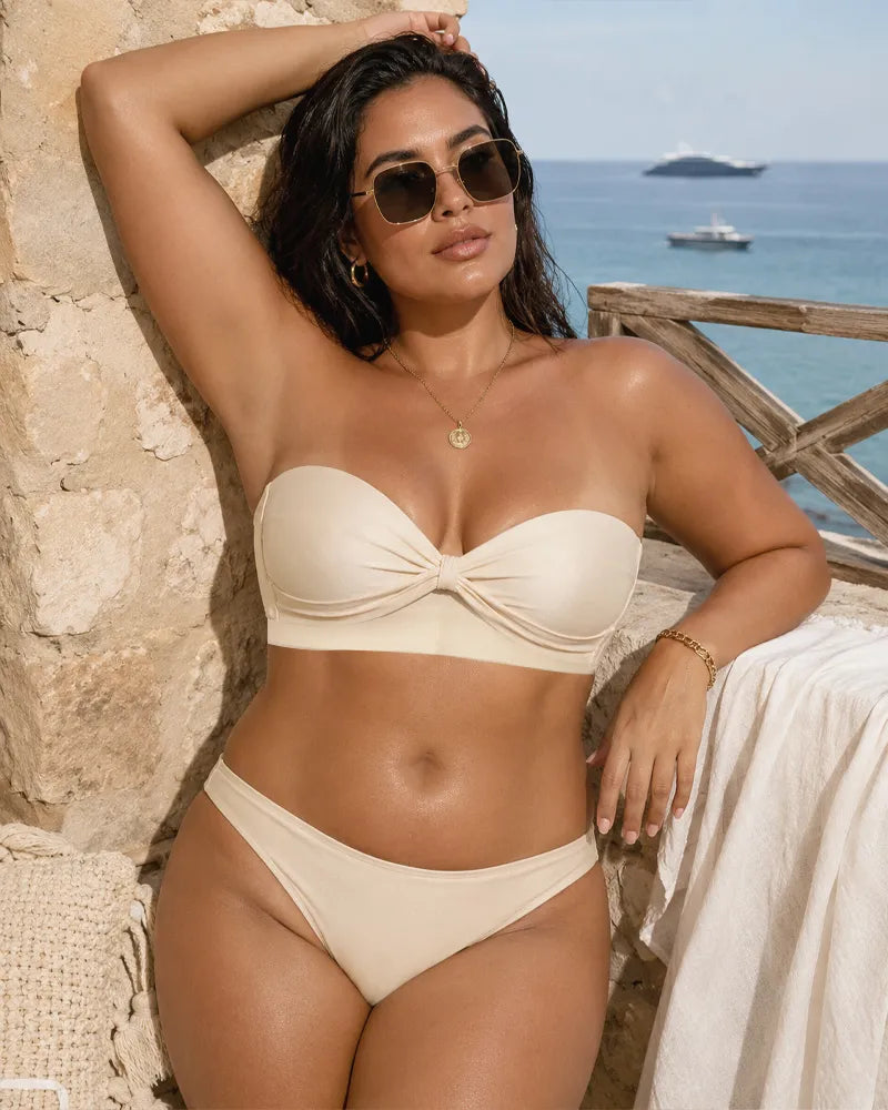 Seamless Strapless Bandeau Bra with Anti Slip Stay Up Support